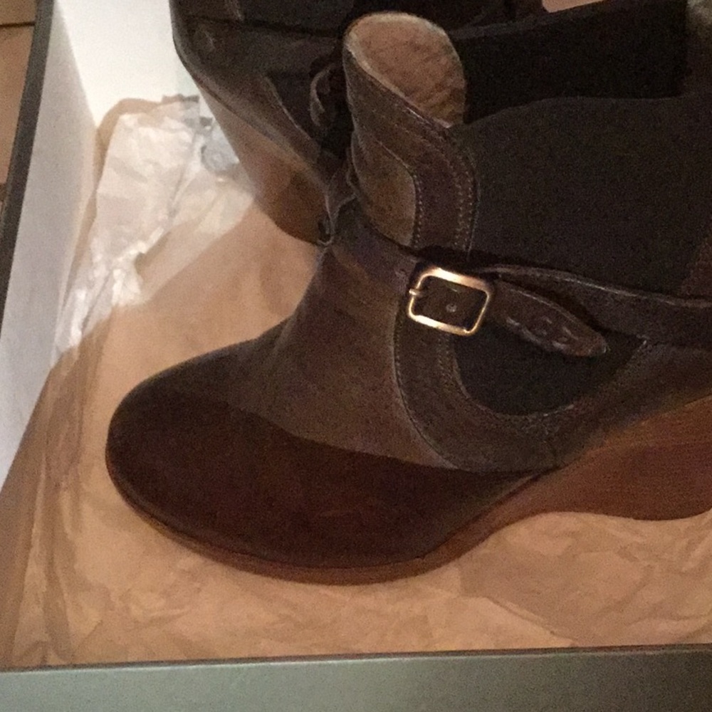 UGG Australia Bilancia Boots 👢 EUC Size 9 - Picture 8 of 8